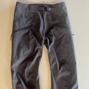 Arc'teryx Sabre Gore-Tex Ski Pants:  Size Medium